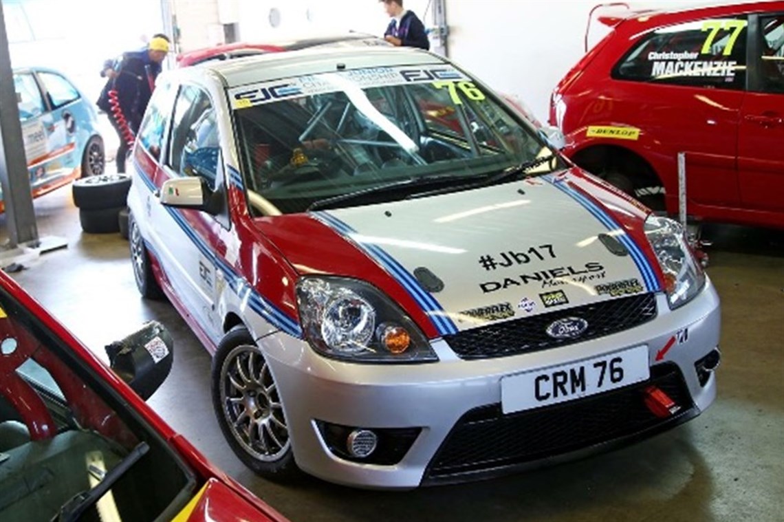 2-x-ford-fiesta-st150