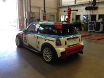 mini-challenge-r56-car-modified-for-endurance