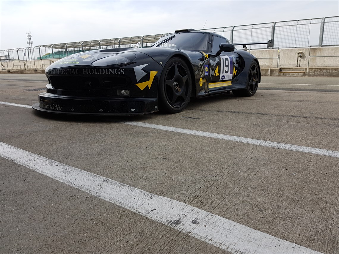 marcos-mantis-gt3-car