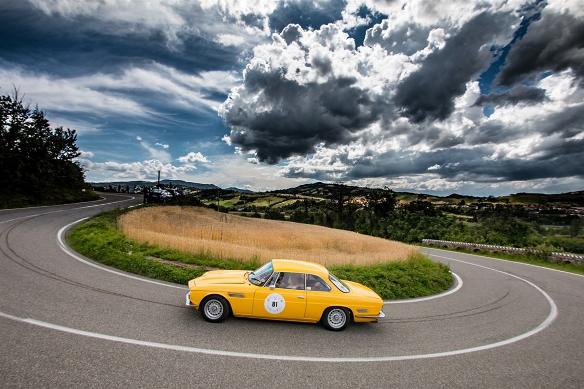 iso-rivolta-gt-race-car-prepared-to-appendix