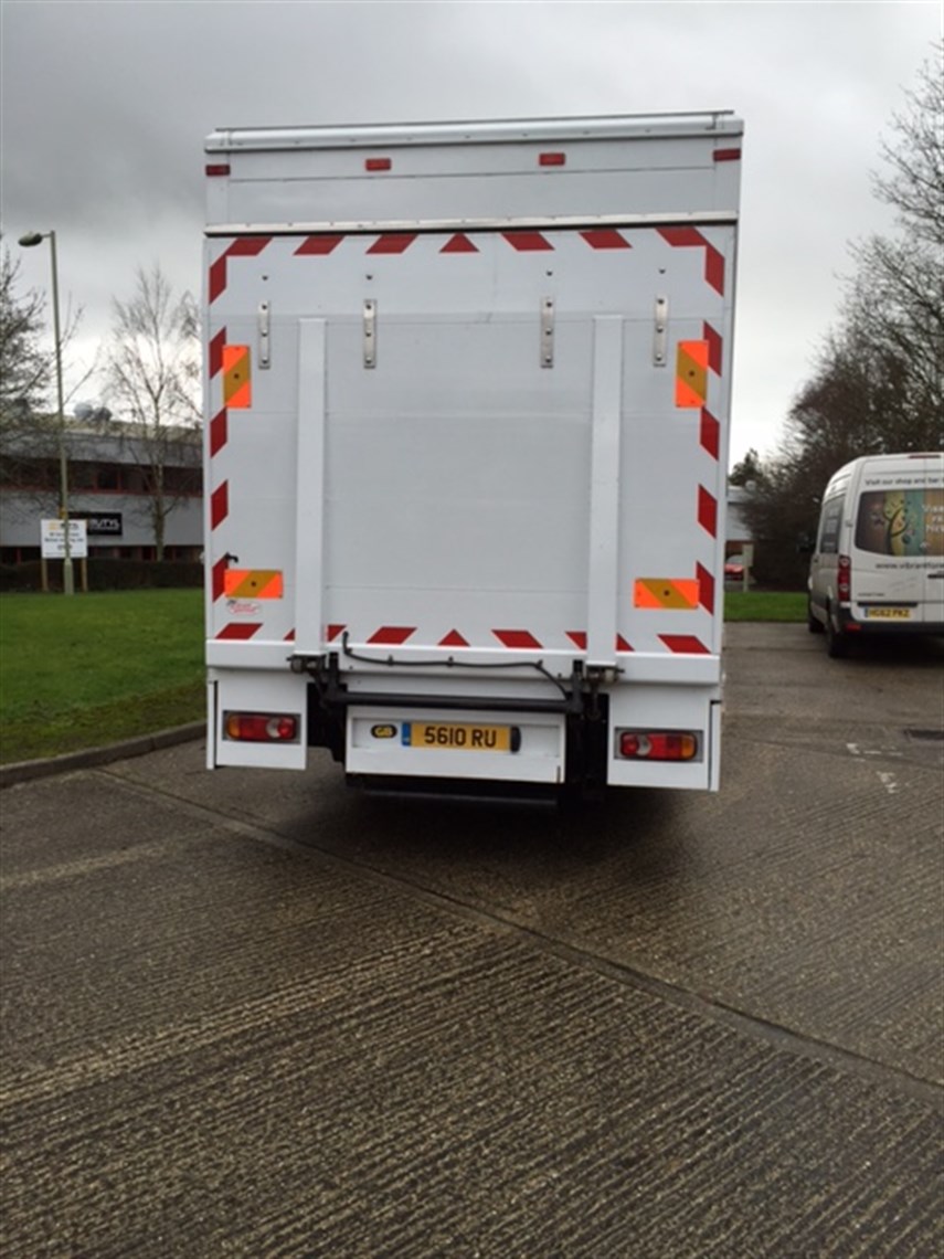 daf-racing-car-transporter-high-quality-accom