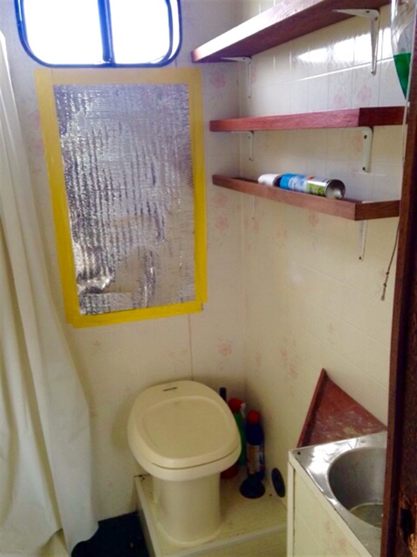 race-car-transporter-not-including-tractor-un