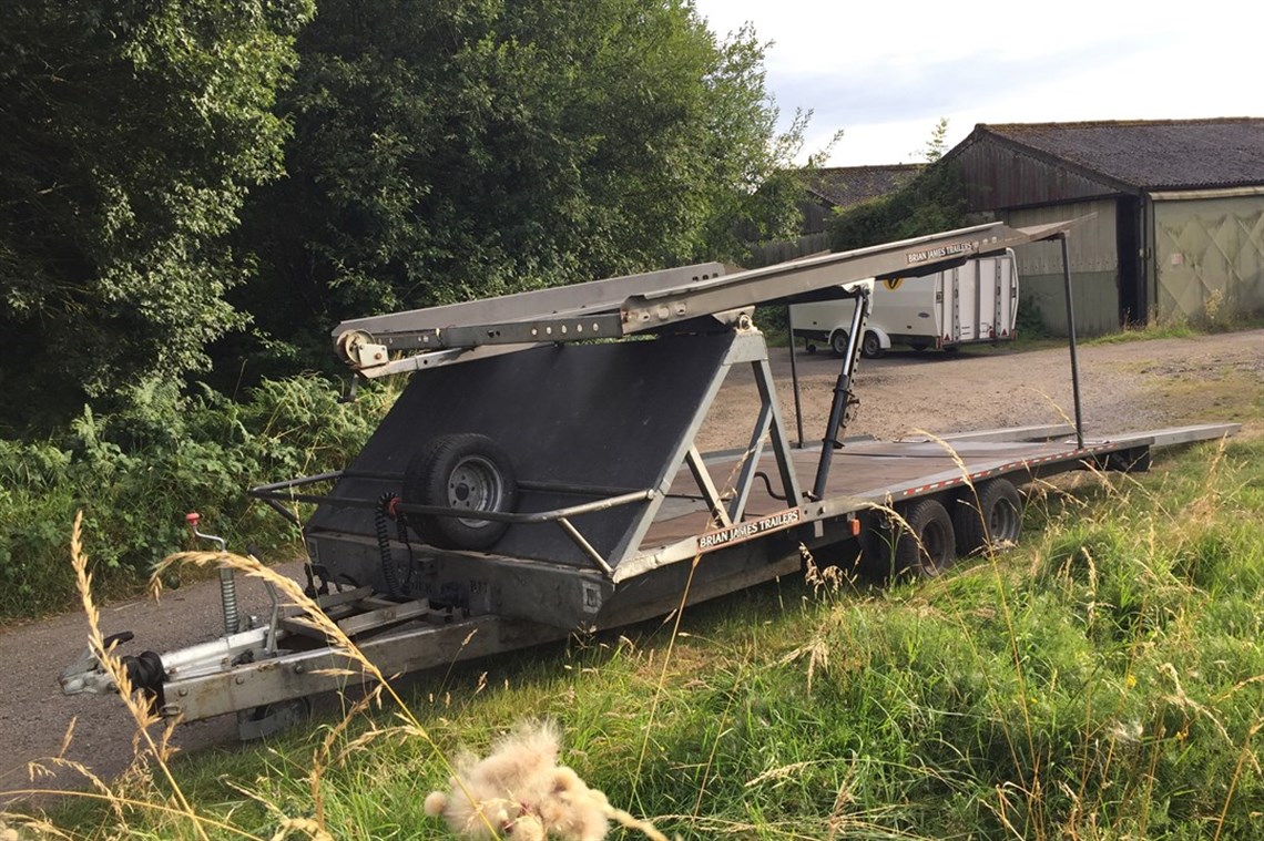 brian-james-double-deck-trailer