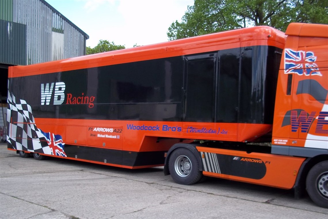 ex-mclaren-trailer