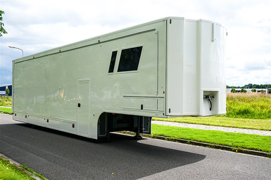 racetrailer-2-large-awnings-fit-4-cars-fresh