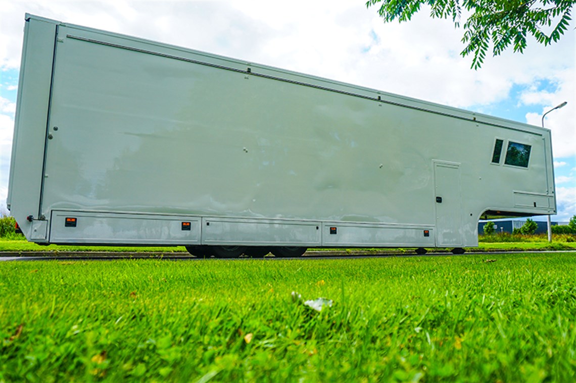 racetrailer-2-large-awnings-fit-4-cars-fresh