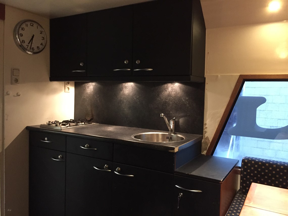 racetrailer-2-large-awnings-fit-4-cars-fresh