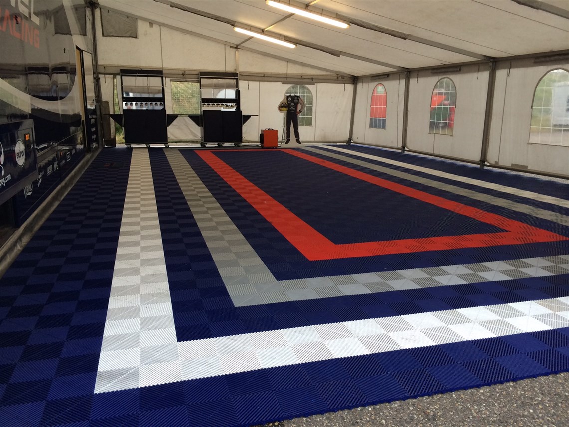 racetrailer-2-large-awnings-fit-4-cars-fresh