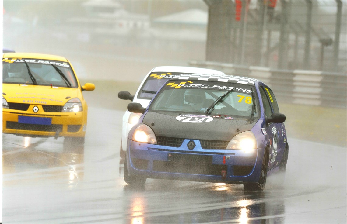 750mc-renault-clio-182-championship-car