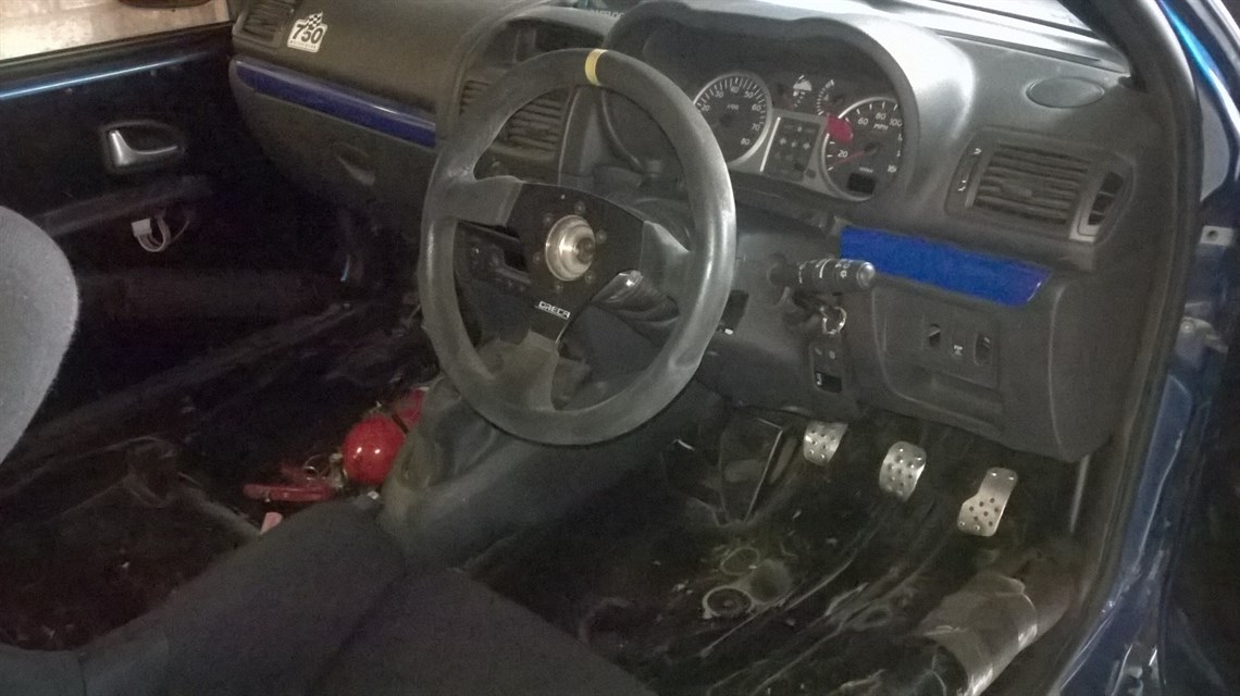 750mc-renault-clio-182-championship-car