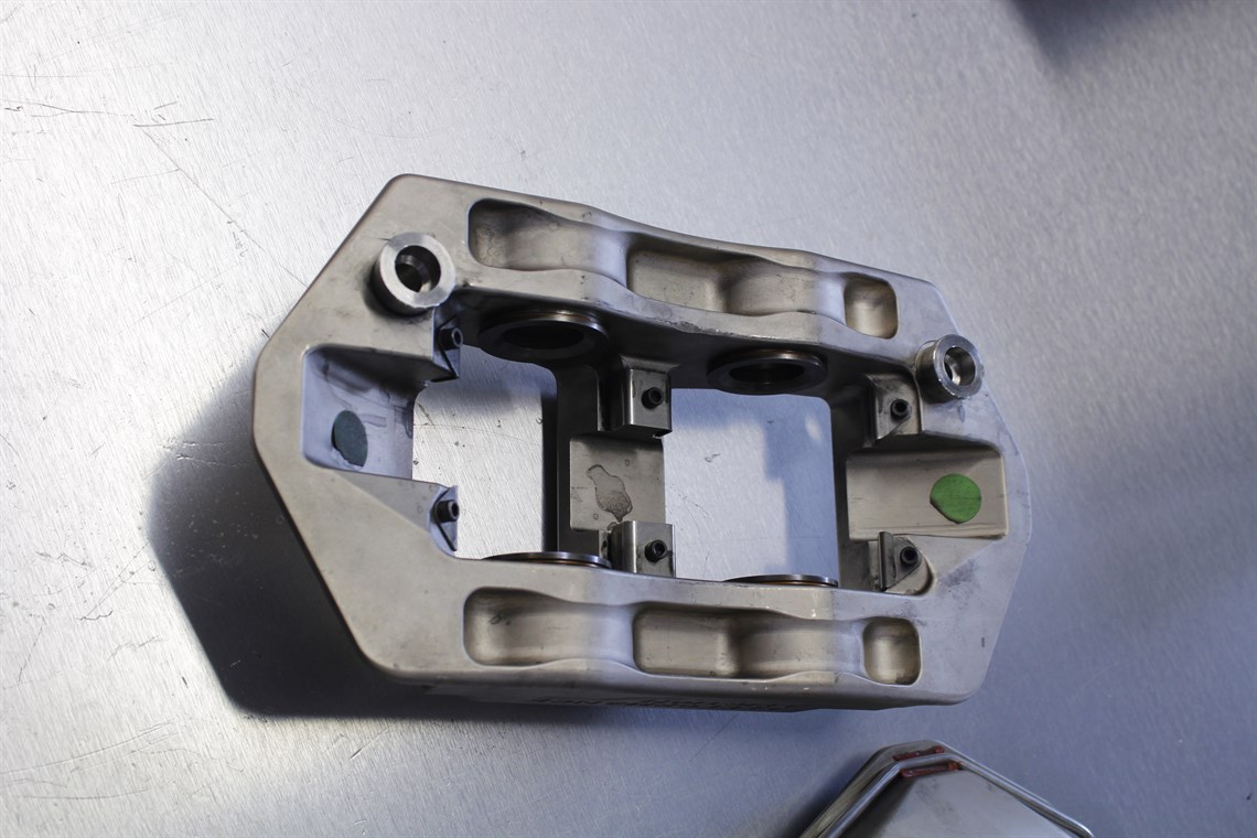 2-performance-friction-zr35-calipers