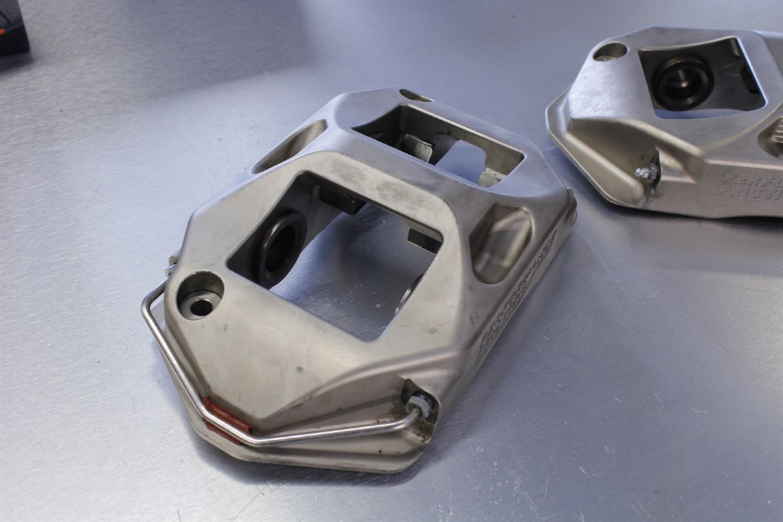 2-performance-friction-zr35-calipers