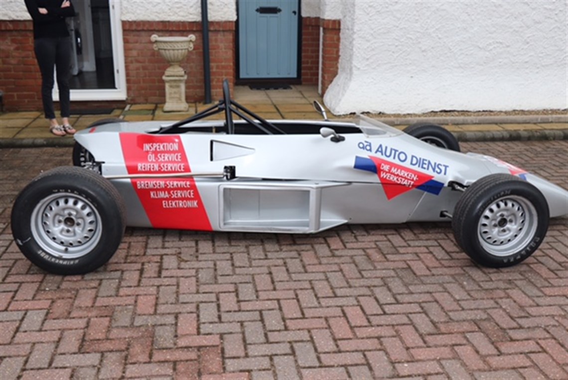 royale-rp31-1982-rolling-chassis