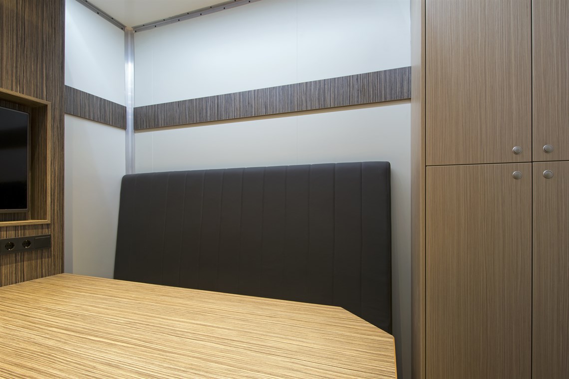 2015-racetrailer-with-office-and-2nd-flex-dec