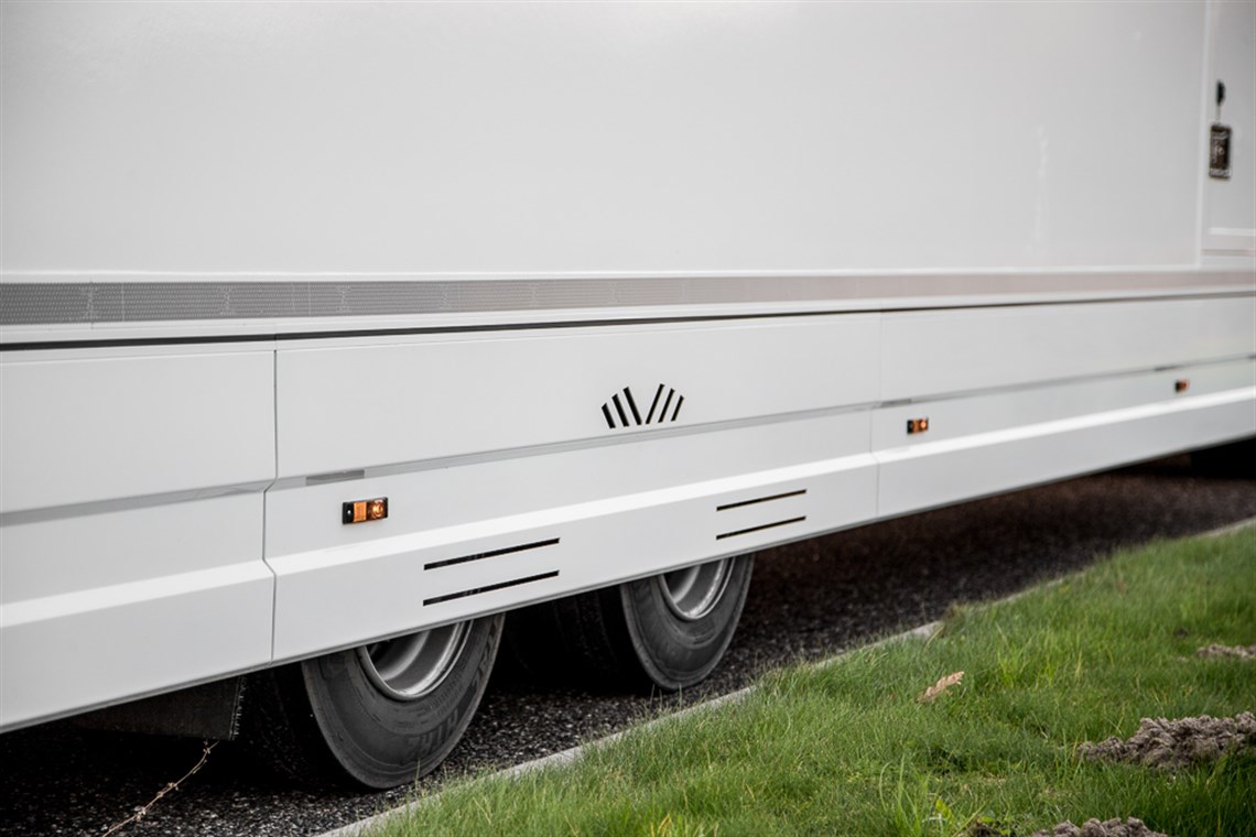 2015-racetrailer-with-office-and-2nd-flex-dec