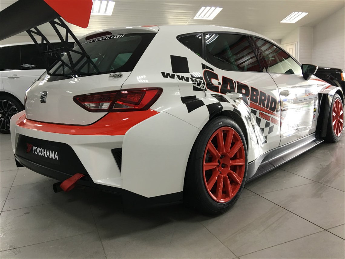 2015-seat-leon-eurocup-factory-race-car---cha