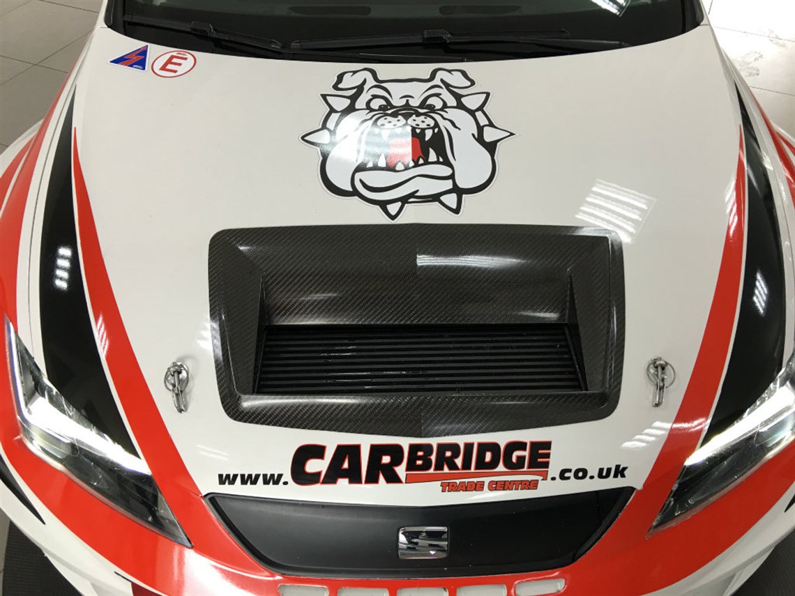 2015-seat-leon-eurocup-factory-race-car---cha