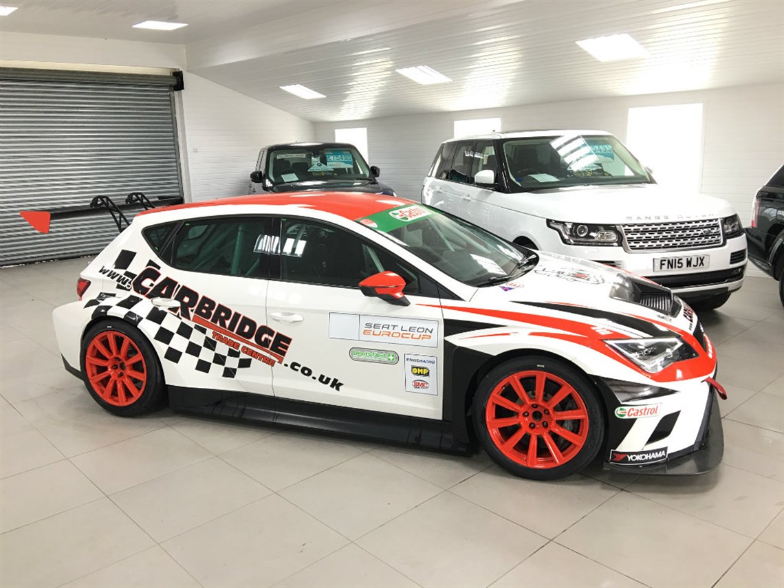 2015-seat-leon-eurocup-factory-race-car---cha