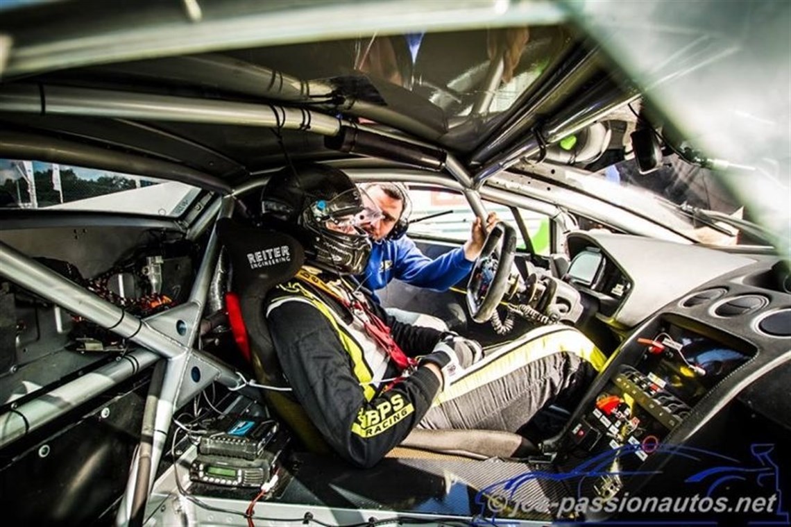 lamborghini-gt3-2011-evo