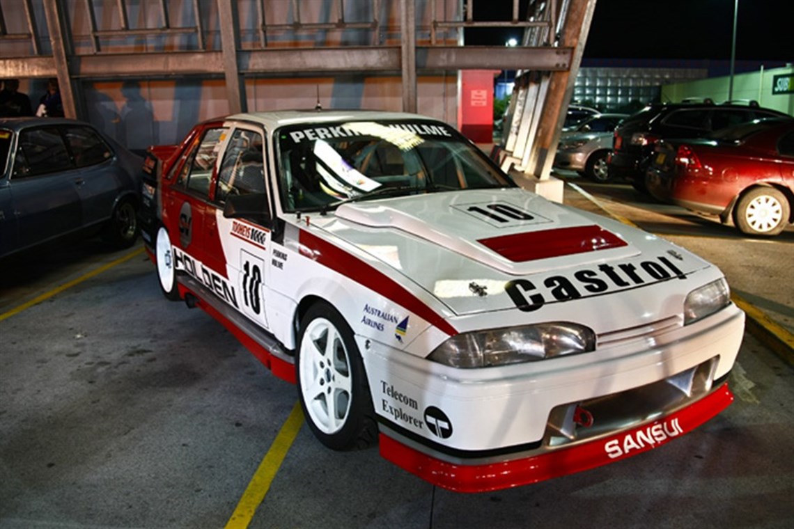 vl-walkinshaw-group-a-replica