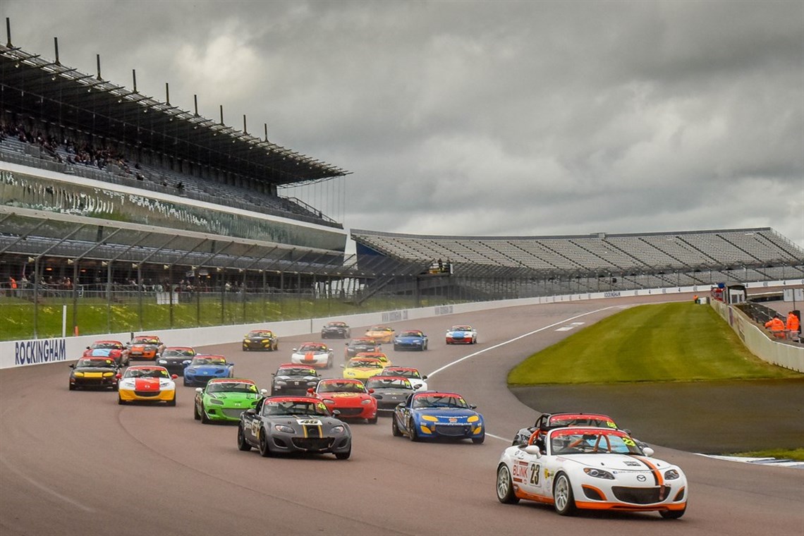 Car 23 Rockingham 2015