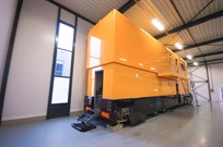 renault-f1-pump-up-office-racetrailer-incl-ma