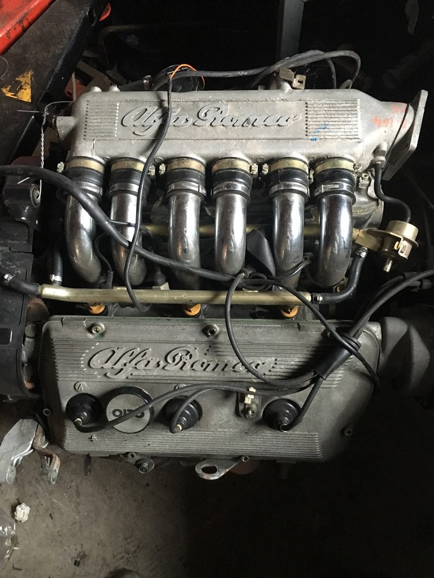 alpha-romeo-v8-turbo-indycar-engine