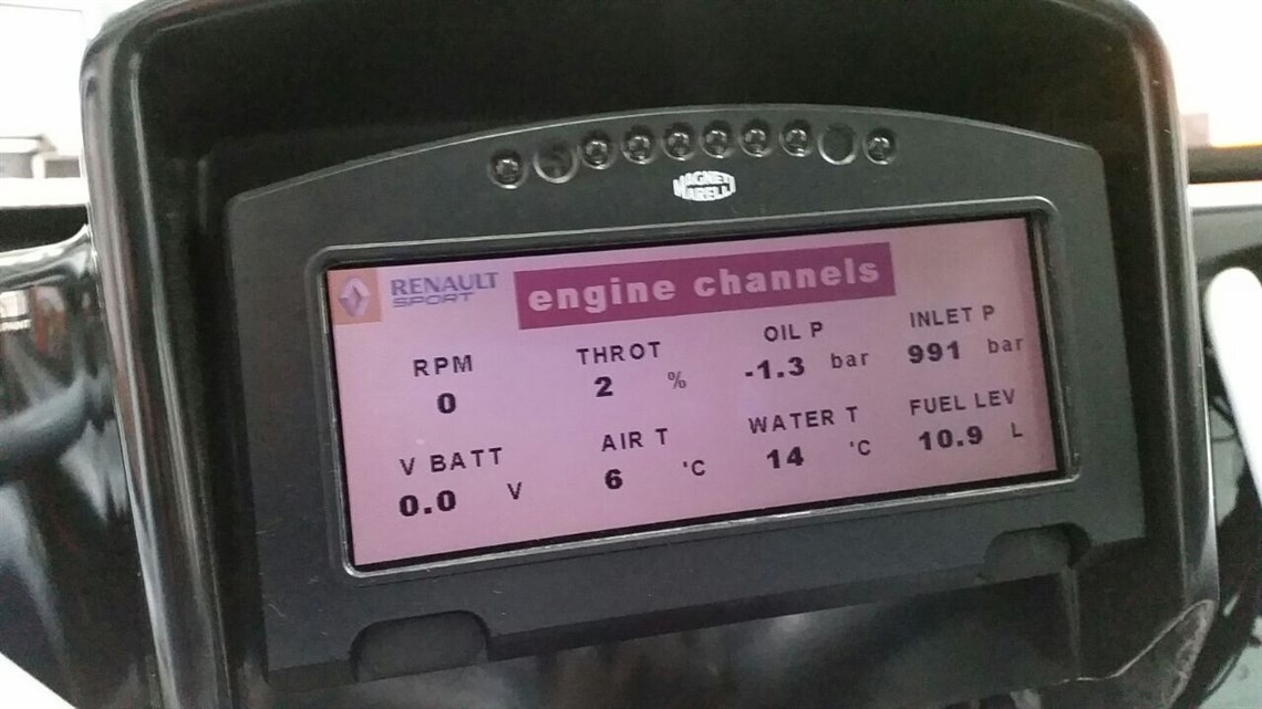 clio-cup-x85-race-car-2012-deposit-taken