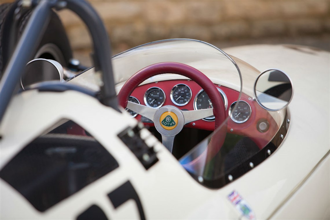 1962-lotus-24-brm-formula-1