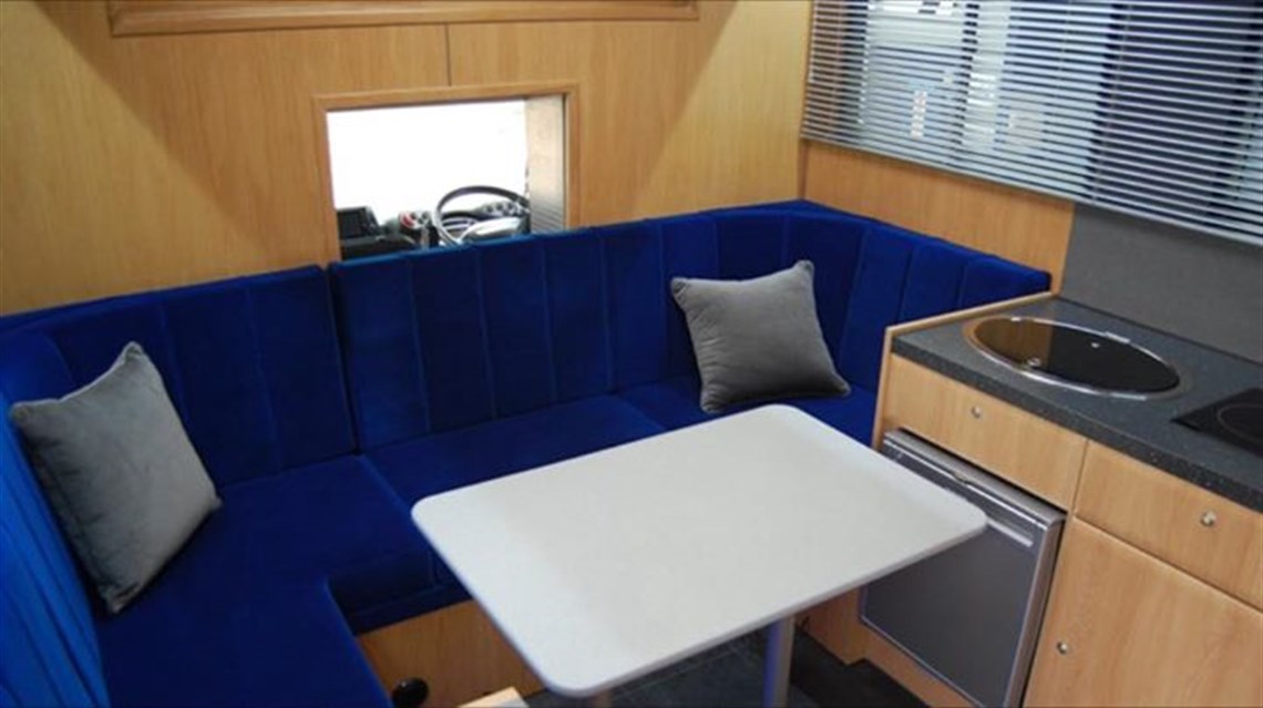 2007-iveco-eurocargo-race-car-transporter-and