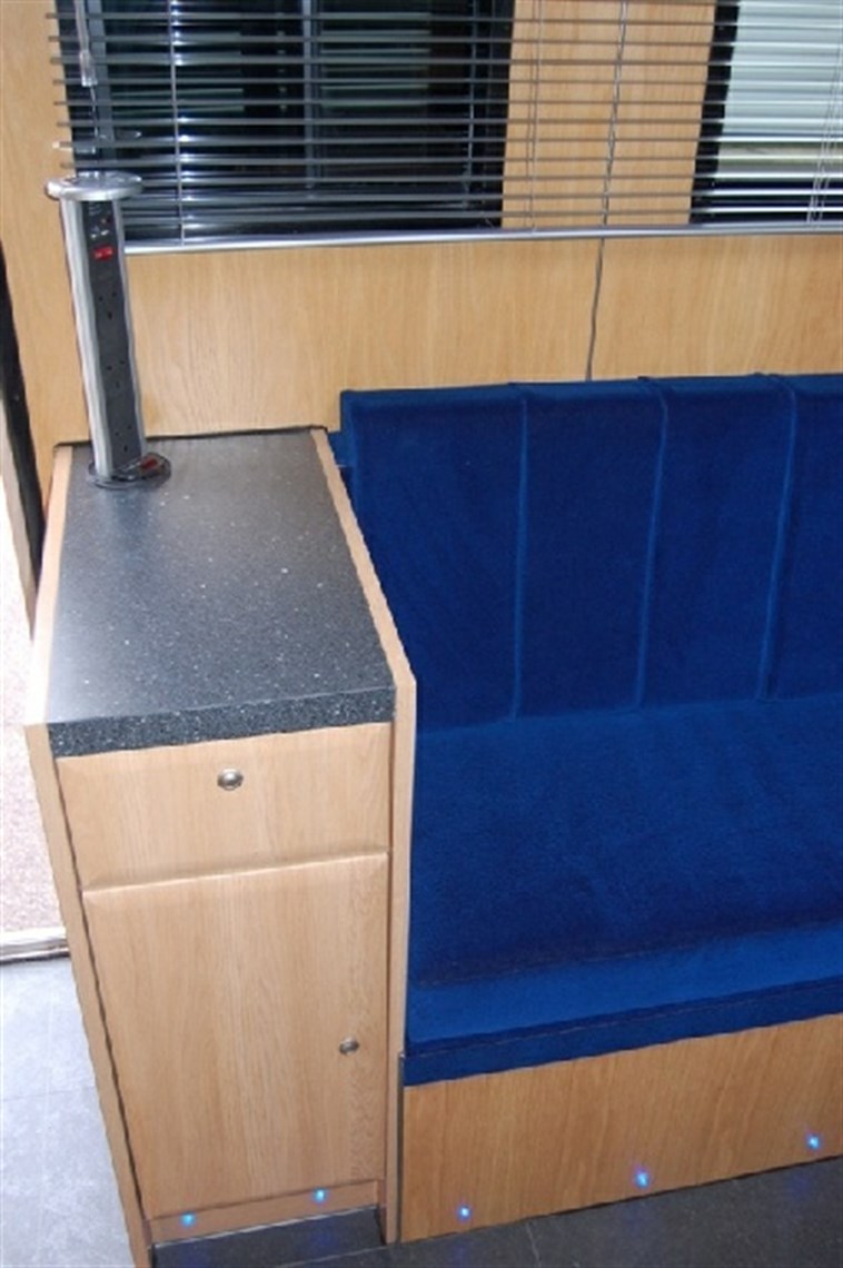 2007-iveco-eurocargo-race-car-transporter-and