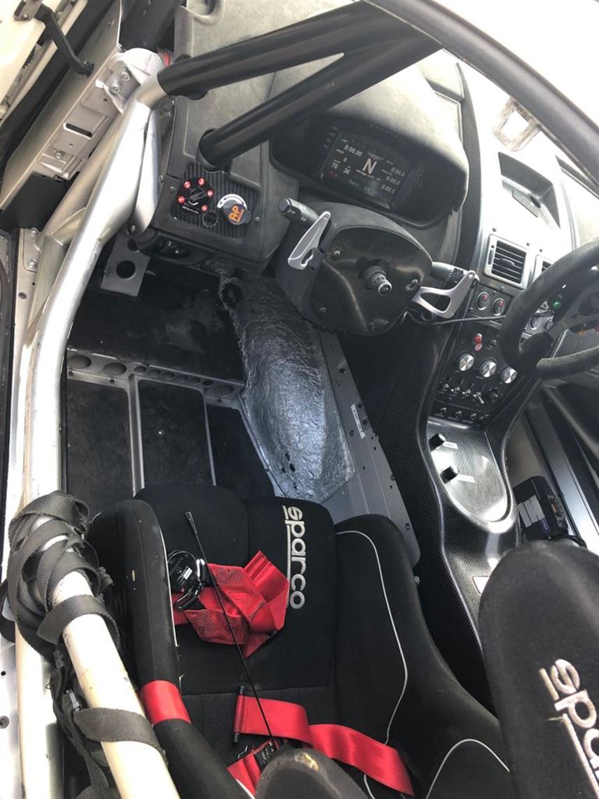 aston-martin-v8-vantage-gt4-093-zero-hours-en