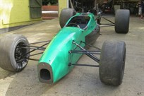 this-is-a-lola-b0200carbon-tubrolling-chassis