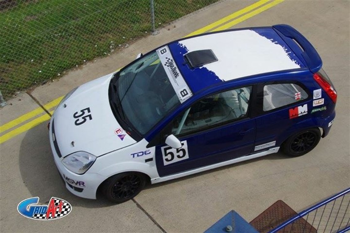ford-fiesta-st-race-car