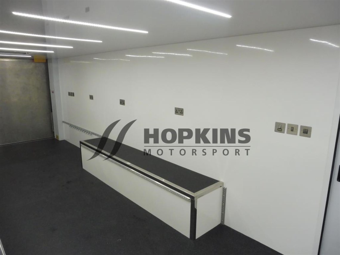 sold-5-car-transporter-with-optional-offices