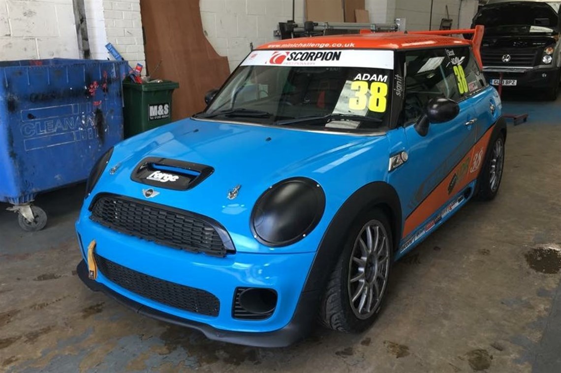 r56-mini-challenge-open-180-class-car