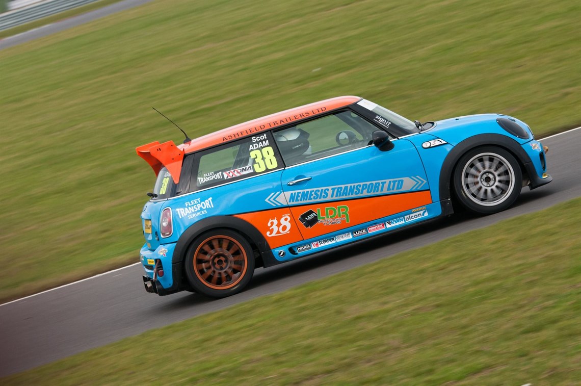 r56-mini-challenge-open-180-class-car