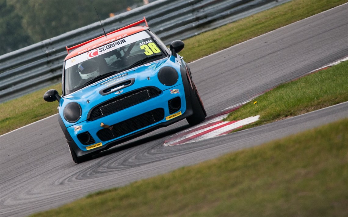 r56-mini-challenge-open-180-class-car