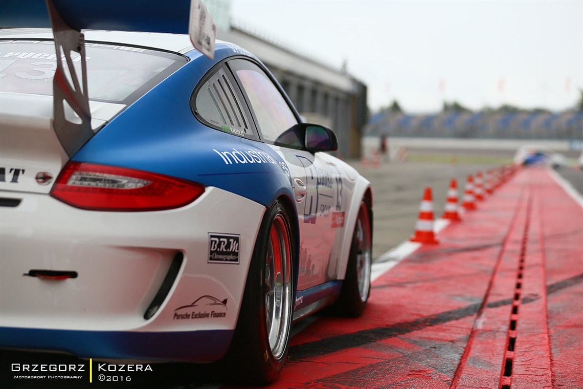 porsche-997-gt3-cup-38l-2010-good-condition