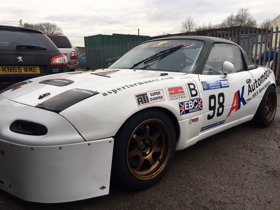 mazda-mx5-racing-car-track-car-400bhp