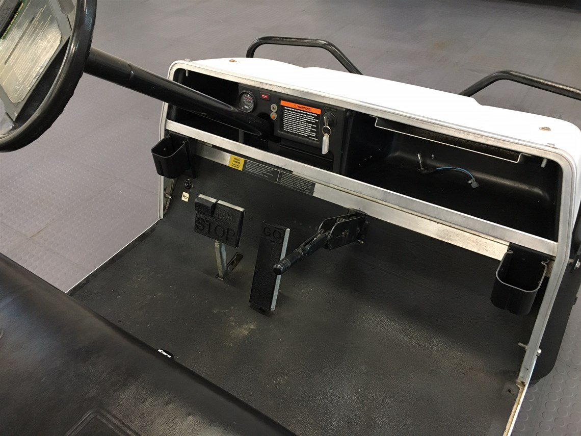 club-car-turf-2-xrt-utility-vehicle