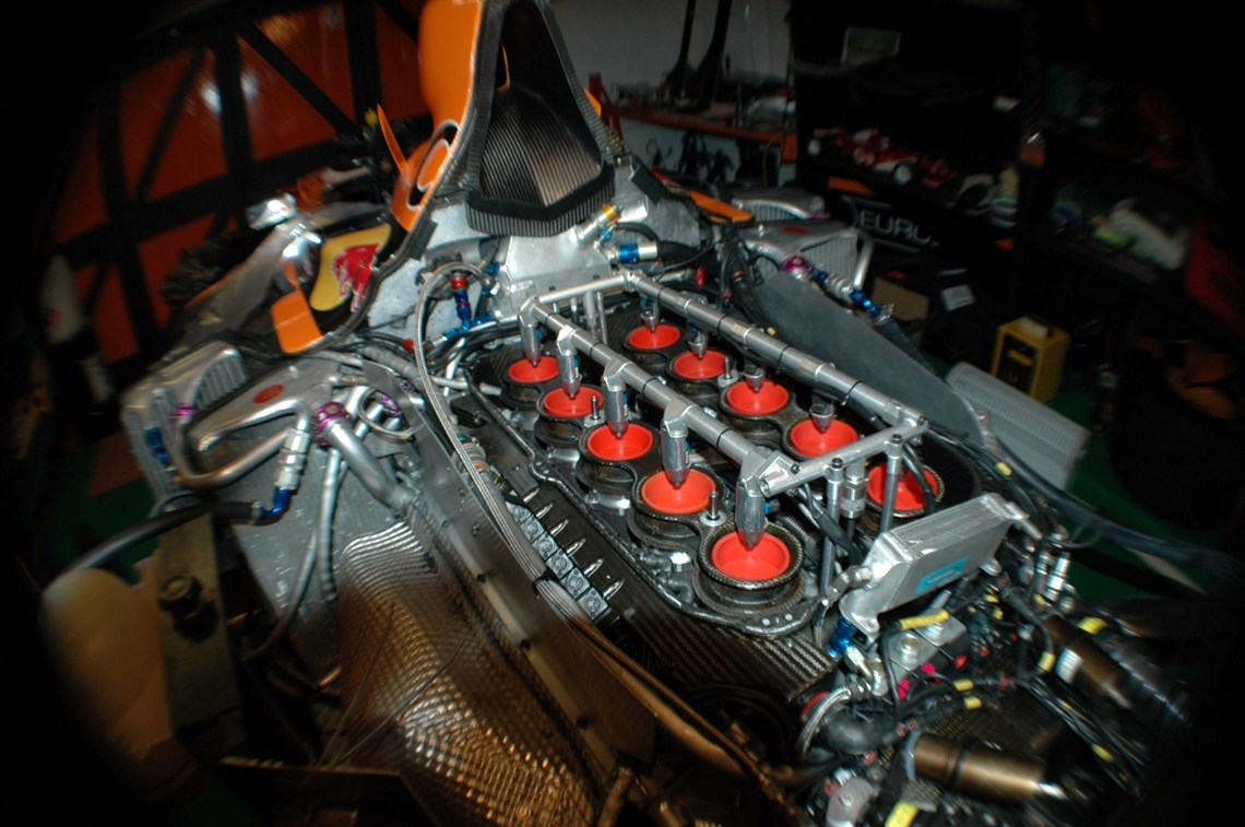 2000-f1-arrows-a21--