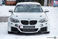 bmw-m235i-racing