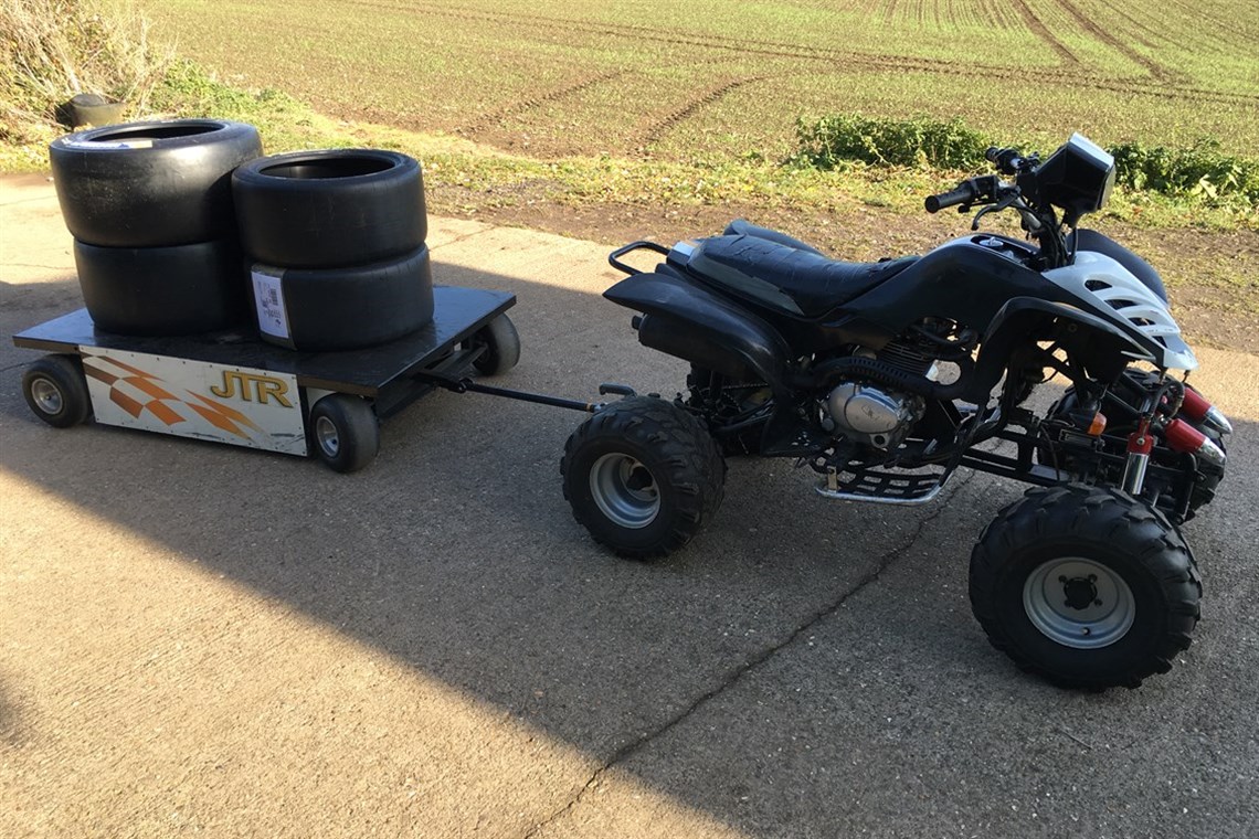 pit-trolley-and-quad-bike