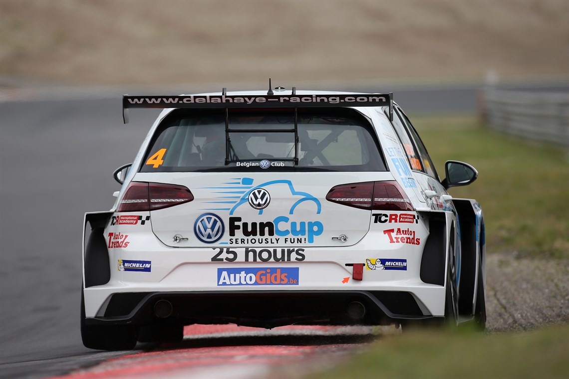 vw-golf-tcr-evo-2017