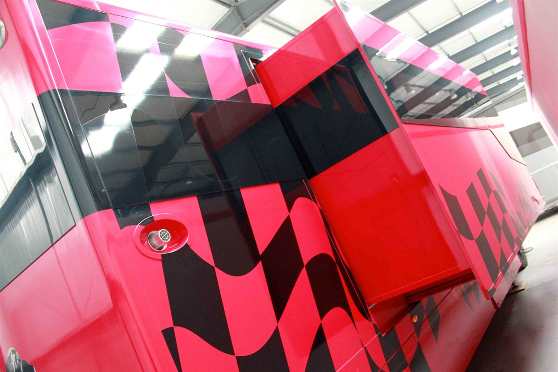 mercedes-atego-818-race-motorhome