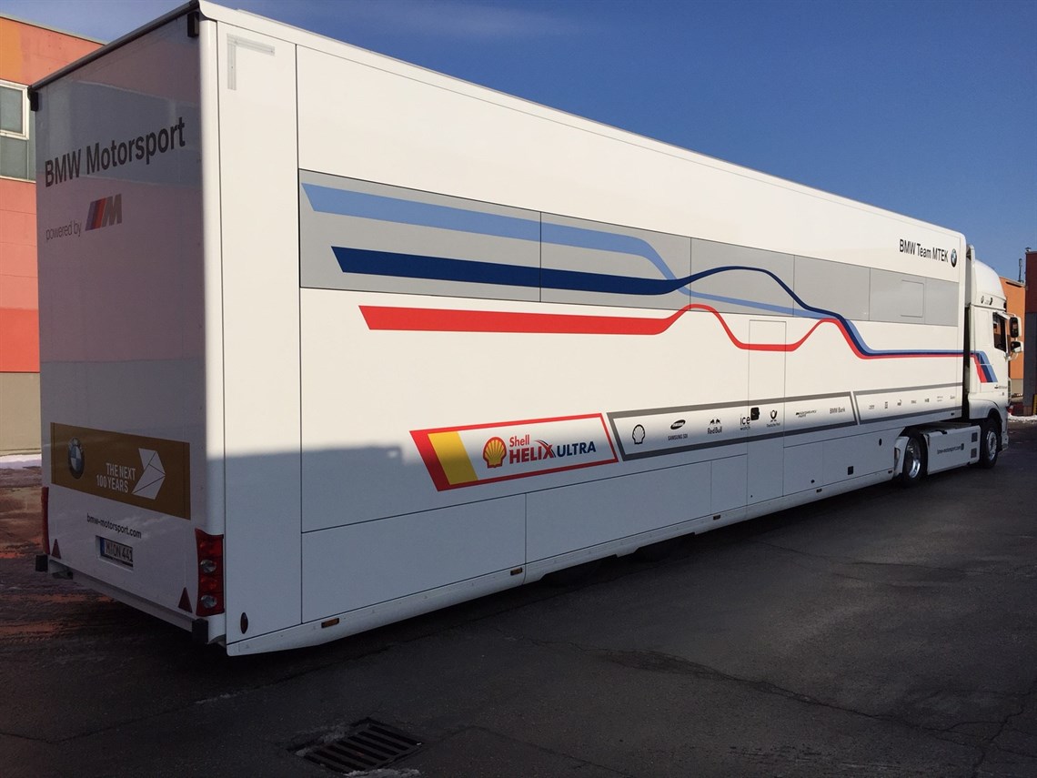 bmw-dtm-schuler-racetrailer-for-3-cars-and-of