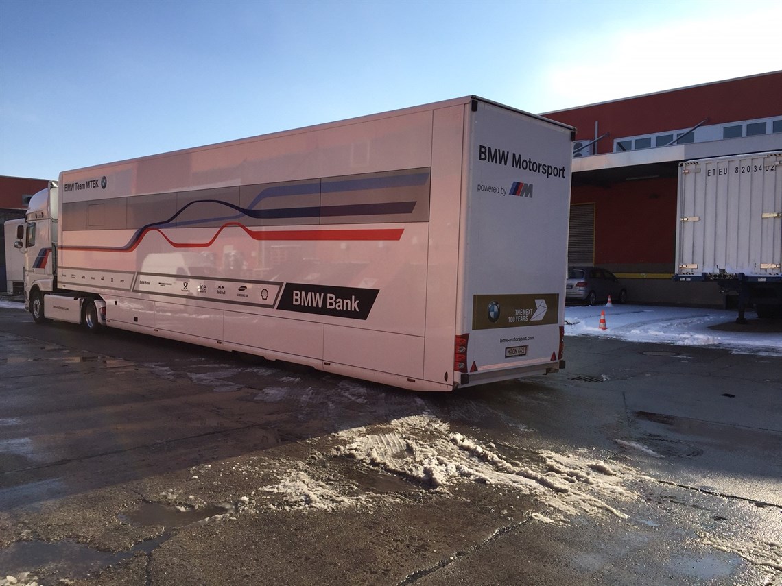 bmw-dtm-schuler-racetrailer-for-3-cars-and-of