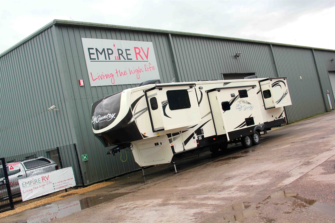 heartland-big-country-3900-flp