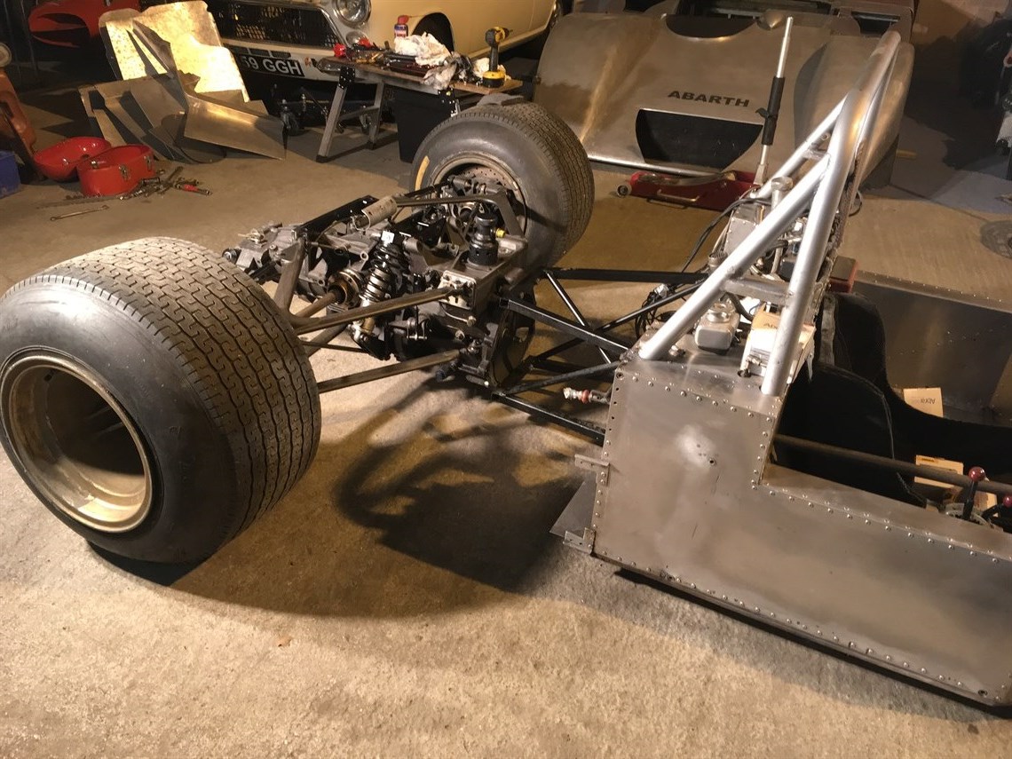 LUCCHINI SPORTS PROTOTYPE ROLLING CHASSIS.